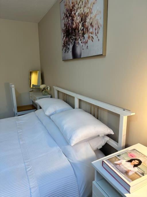 Stylish 2 Bedrooms Flat In A Quiet Cul-De-Sac Area, Near Sheffield City Centre With Free Parking ภายนอก รูปภาพ