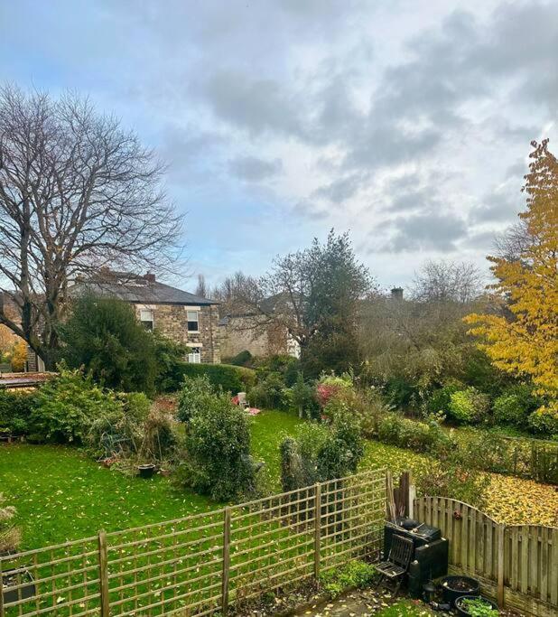 Stylish 2 Bedrooms Flat In A Quiet Cul-De-Sac Area, Near Sheffield City Centre With Free Parking ภายนอก รูปภาพ